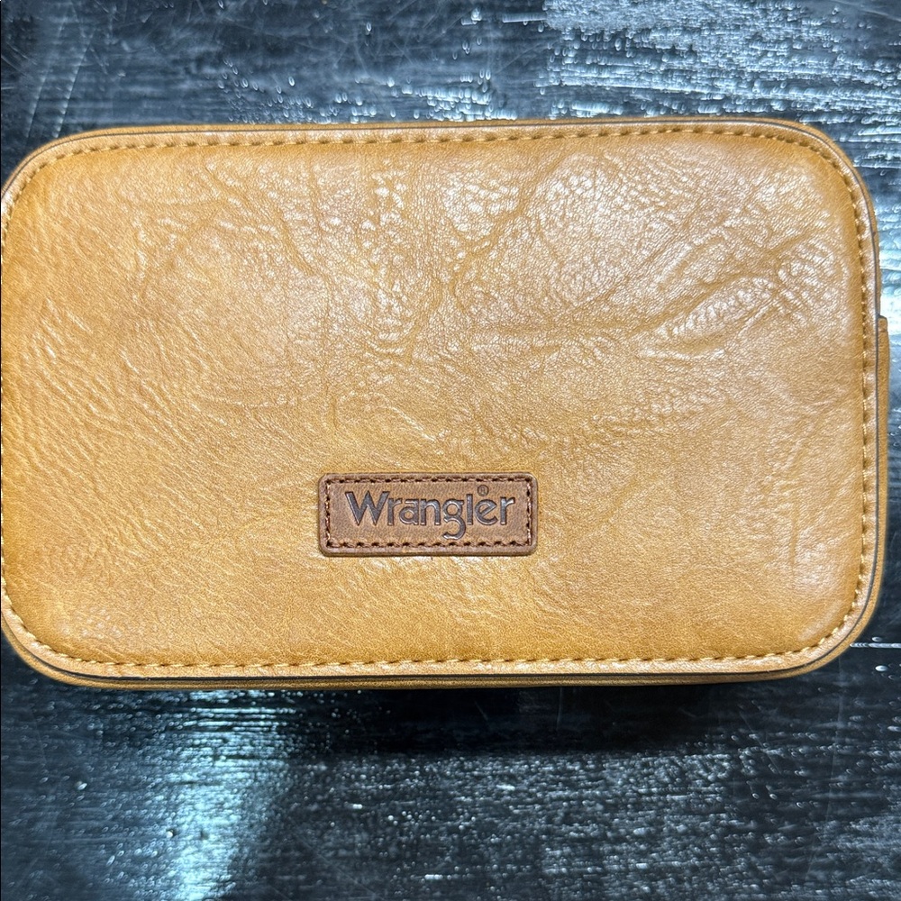 Wrangler Camel Camera Bag